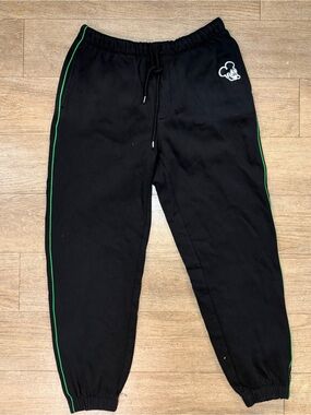 Disney Black Sweatpants with Green size large